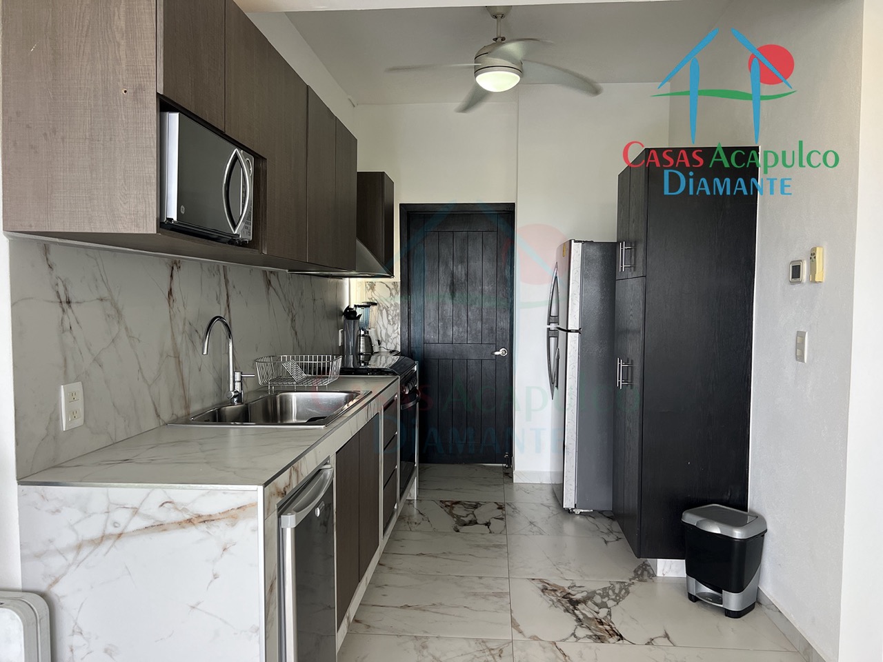 Pacífico Diamante Amarras 201 - Cocina 1